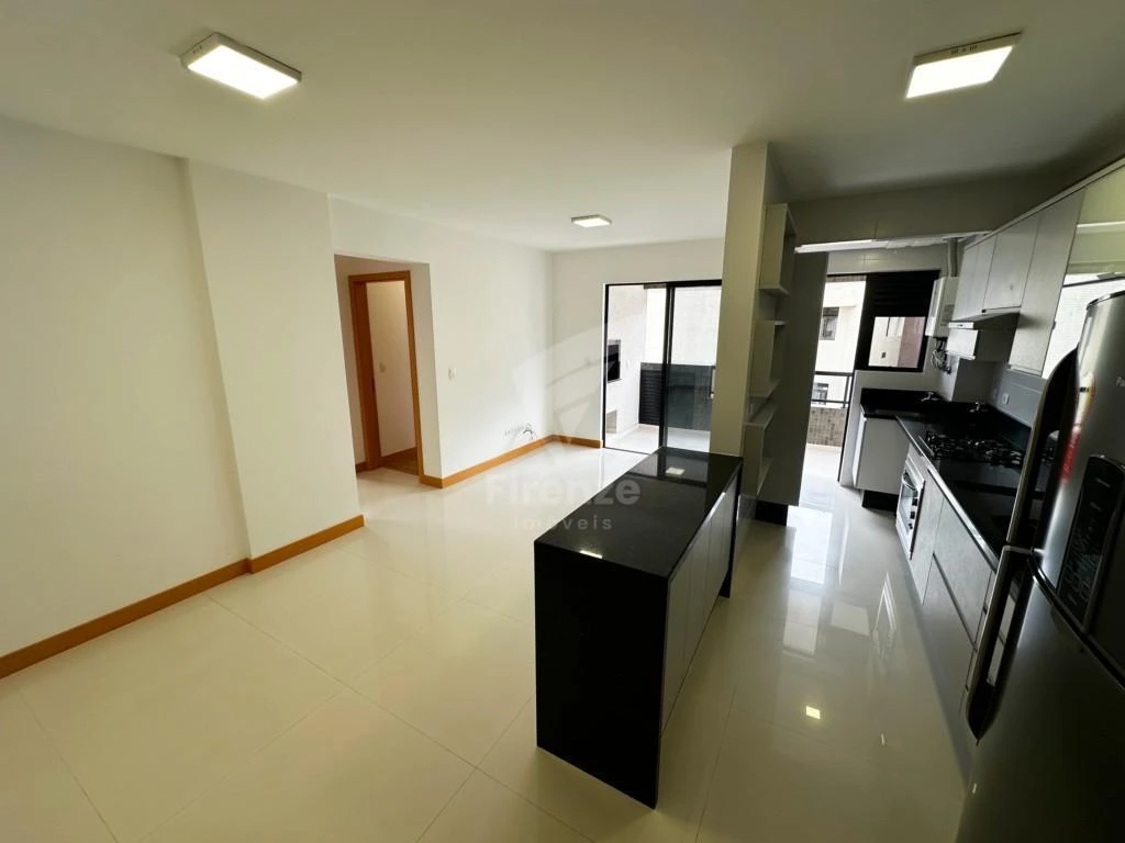 2-bedroom apartment, 1 with its own bathroom, 75 m² — photo 19