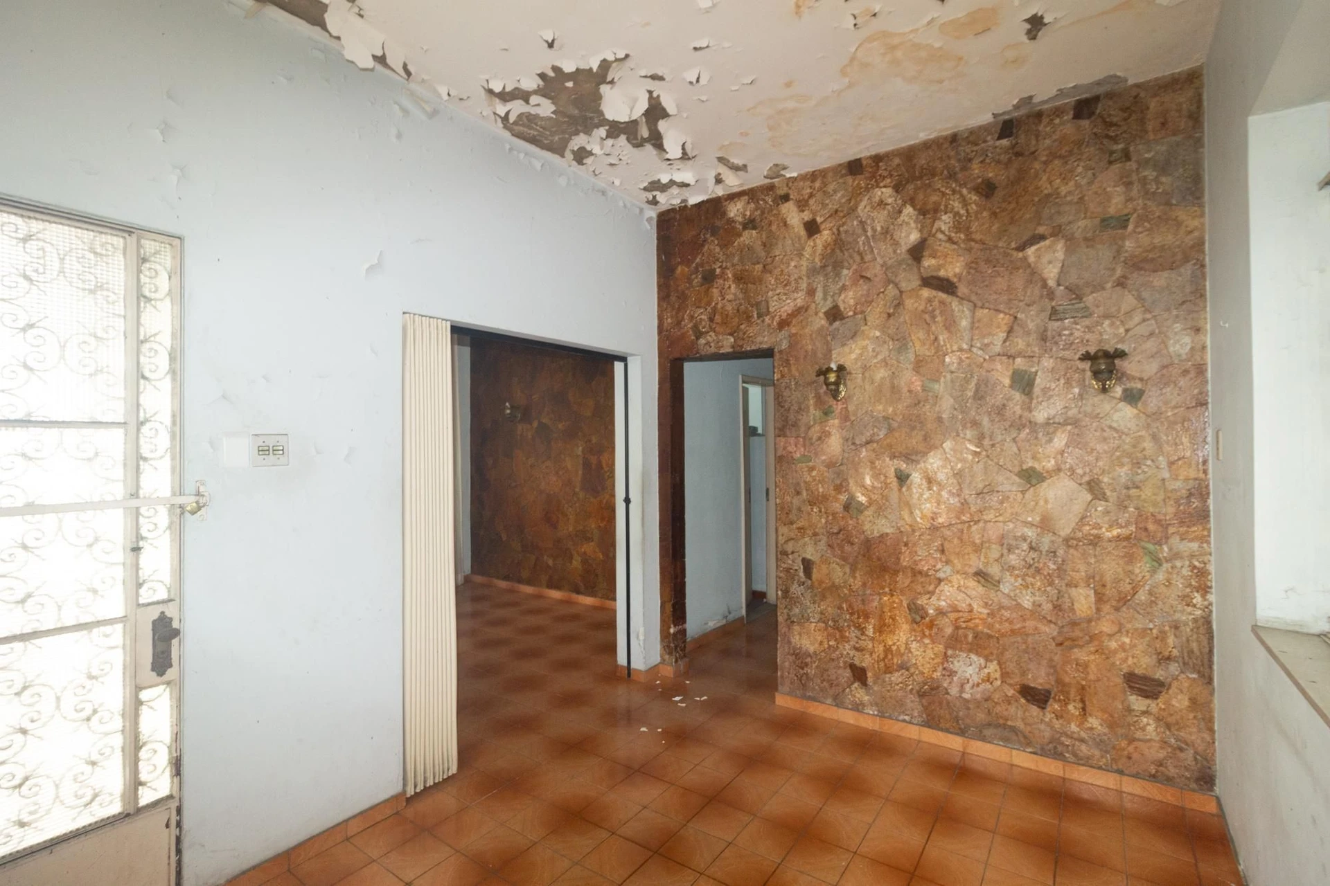 6 quartos e jardim: casa de 263 m² — photo 53