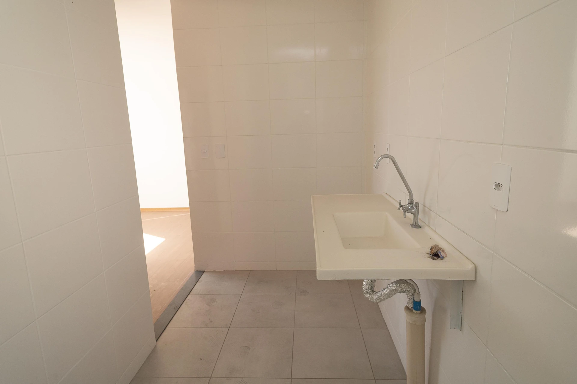2-bedroom apartment with 1 bath and parking; pets ok — photo 8