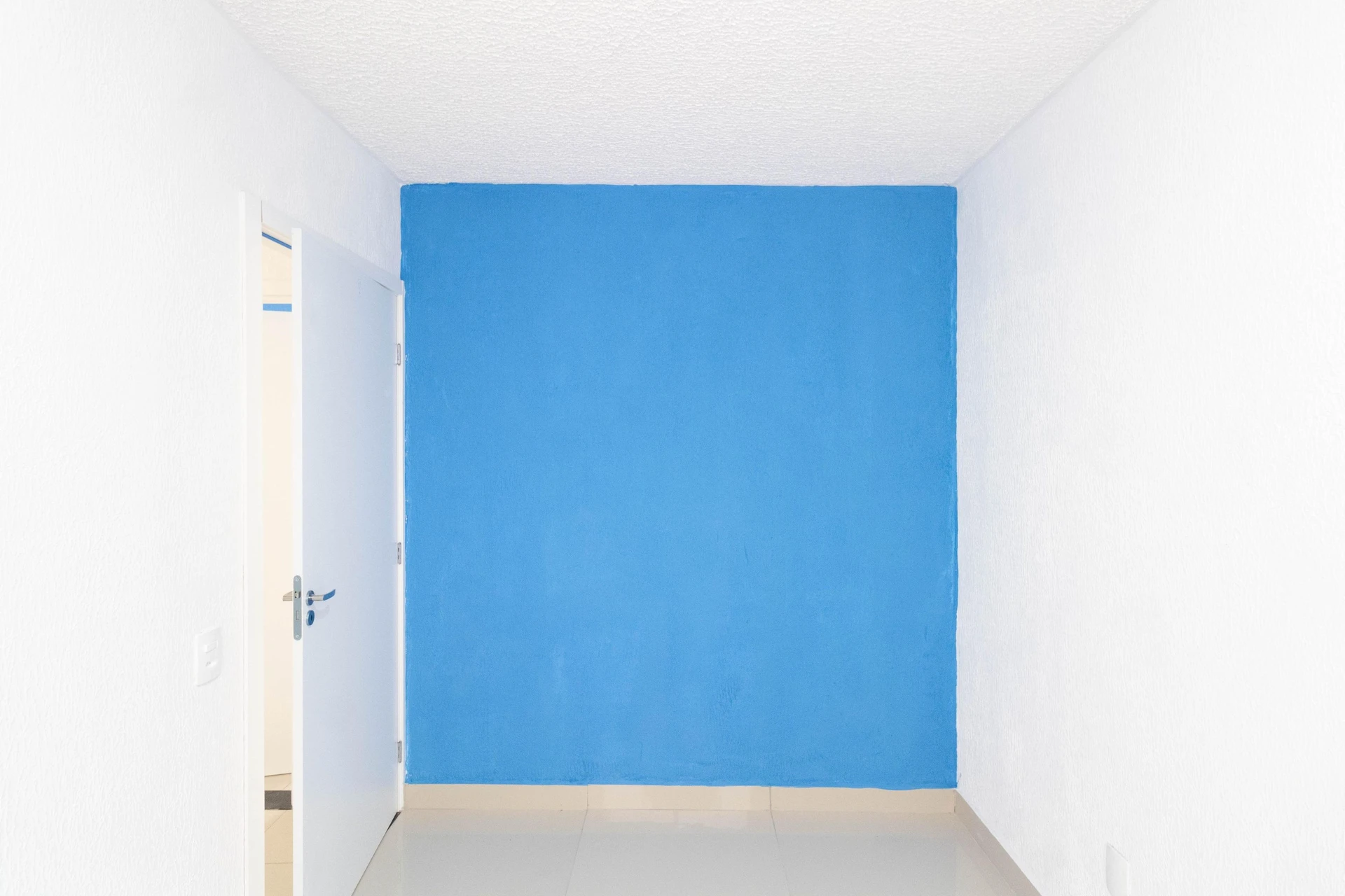 2-bedroom apartment with 1 bathroom and no parking — photo 33