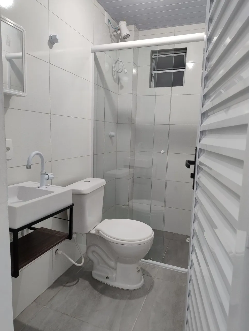 1-bedroom apartment with separate kitchen and parking — photo 4