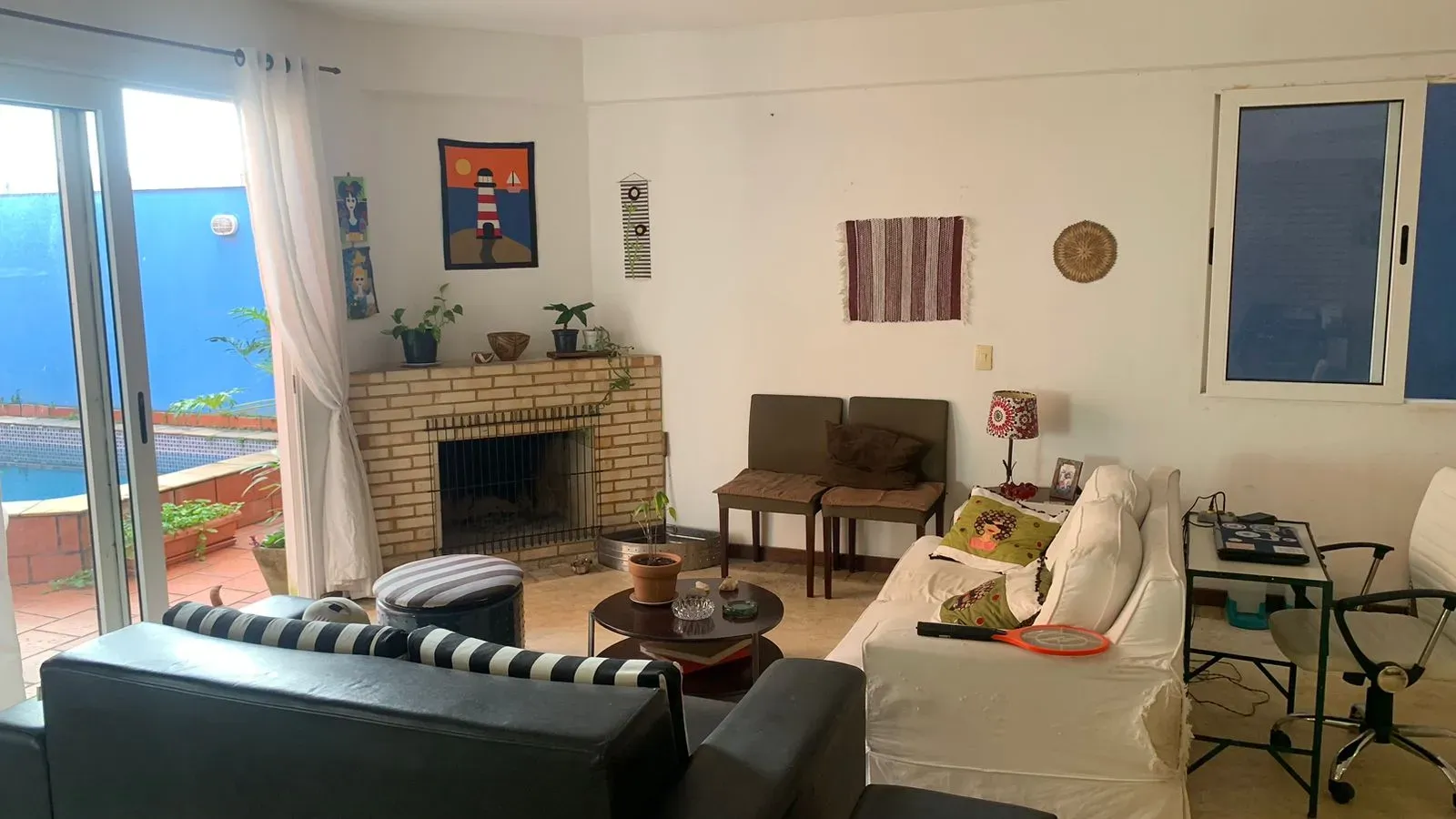 Casa amueblada con parrilla empotrada en el balcón — photo 17