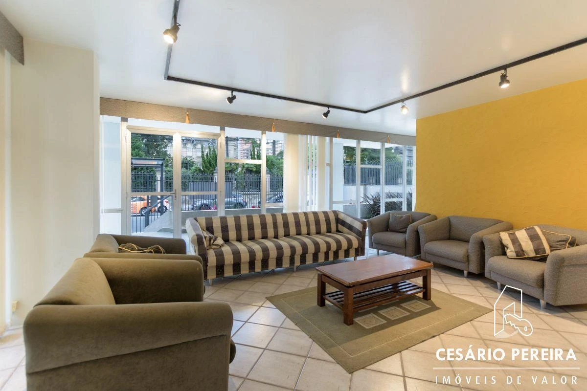 Furnished apartment, 215 m², with a bathtub