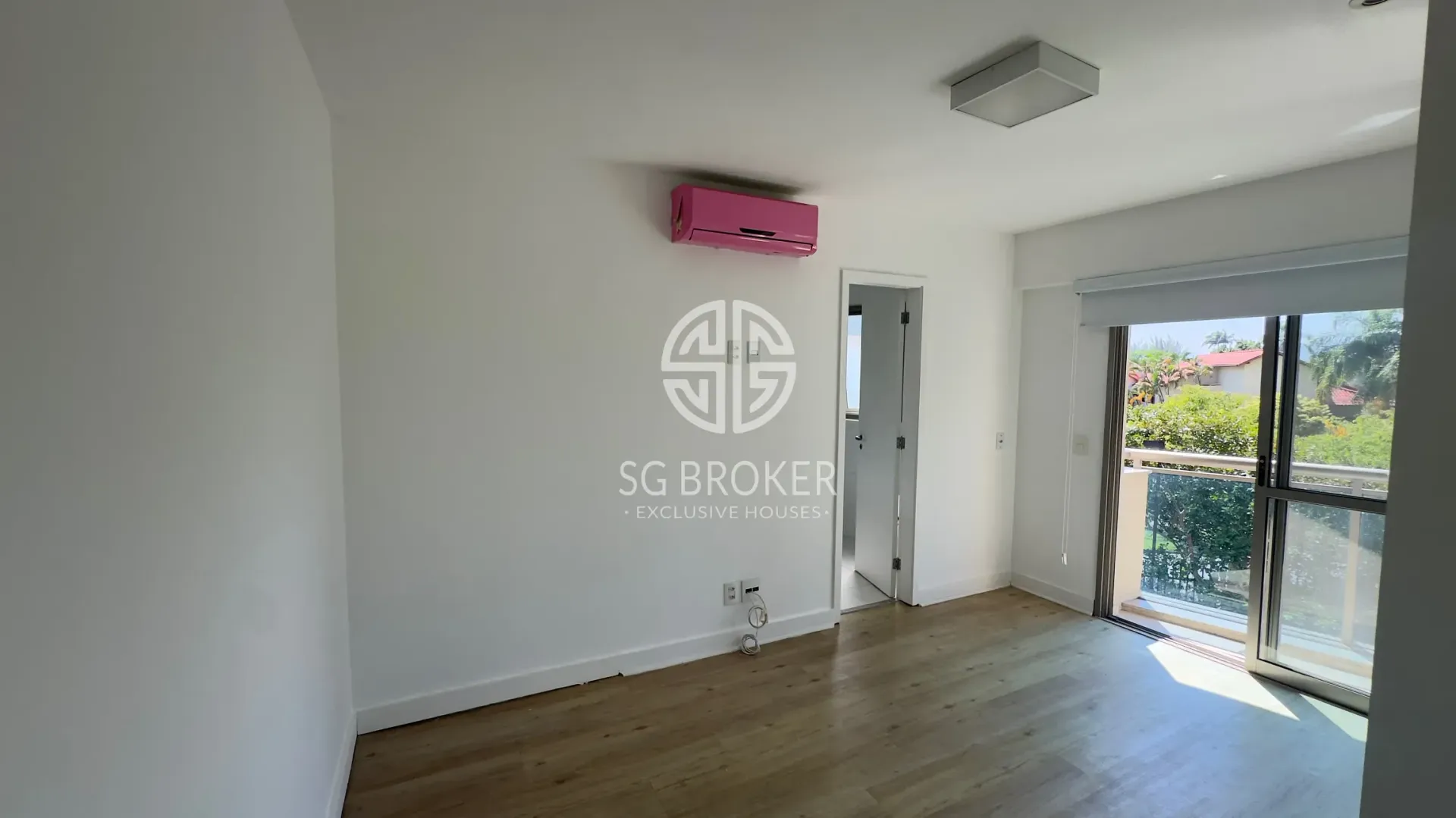 Apartamento com cozinha integrada e 4 dormitórios — photo 35