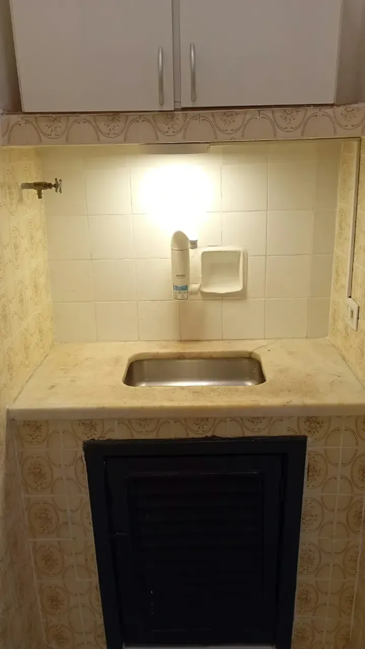 1-bedroom apartment with a balcony — photo 8