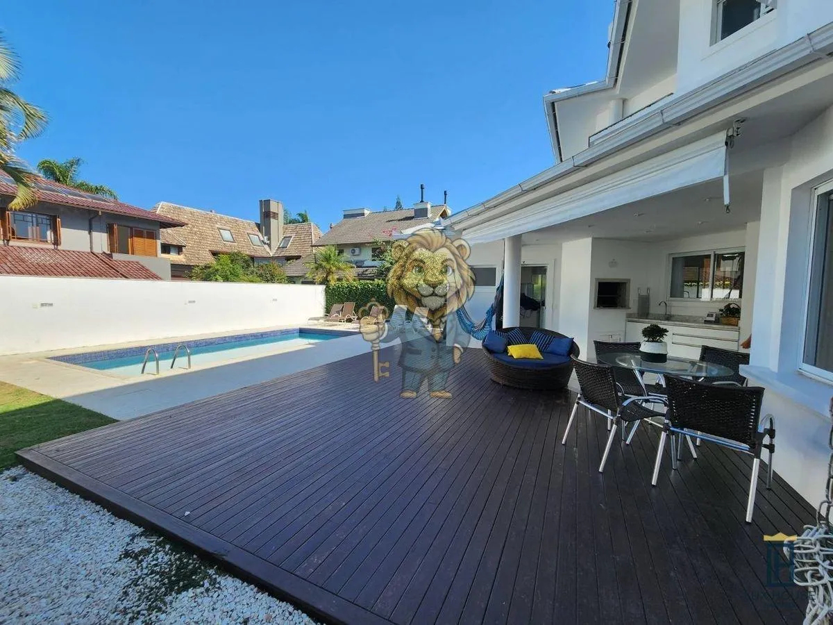 Casa de 4 dormitorios con balcón gourmet en Florianópolis — photo 15