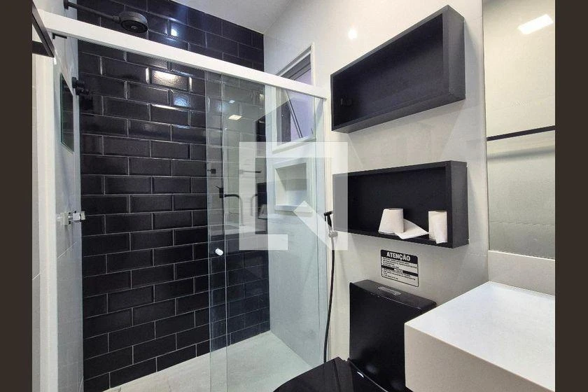 Furnished 45 m² studio with 1 bedroom and balcony — photo 20