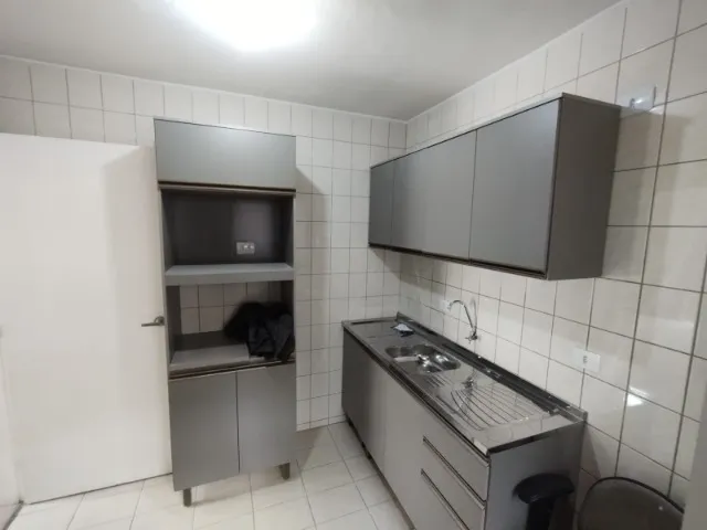 Apartment, 72 m², with wood or laminate floors — photo 2