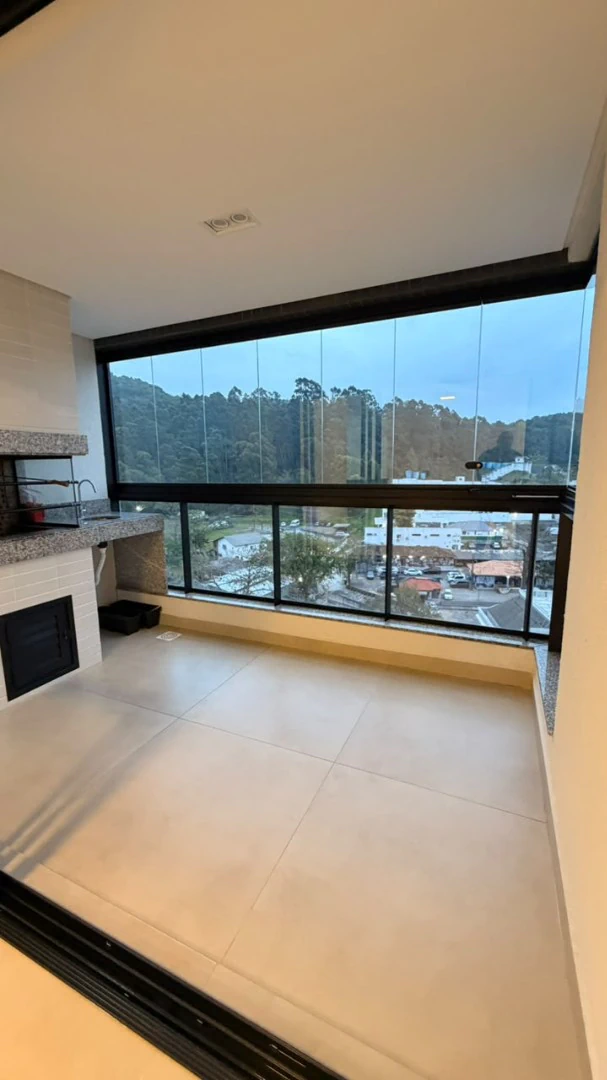 Mountain view in a 2-bedroom apartment, 79 m² — photo 2