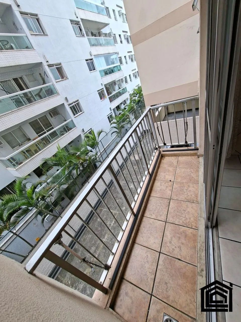 2-bedroom apartment with 2 bathrooms and balcony — photo 8