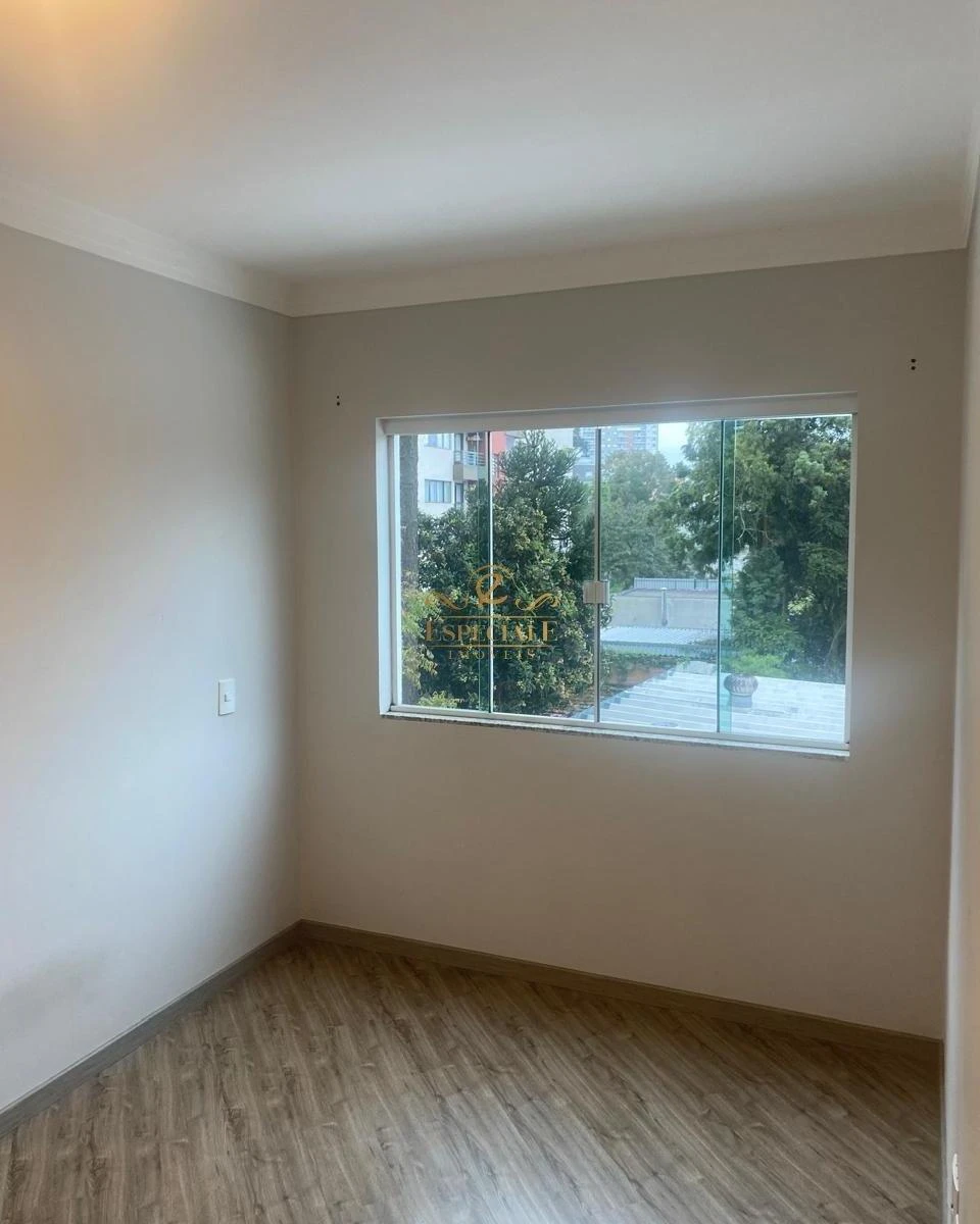 Квартира: 3 спальні, 1 з власною ванною кімнатою, 140 м² — photo 11