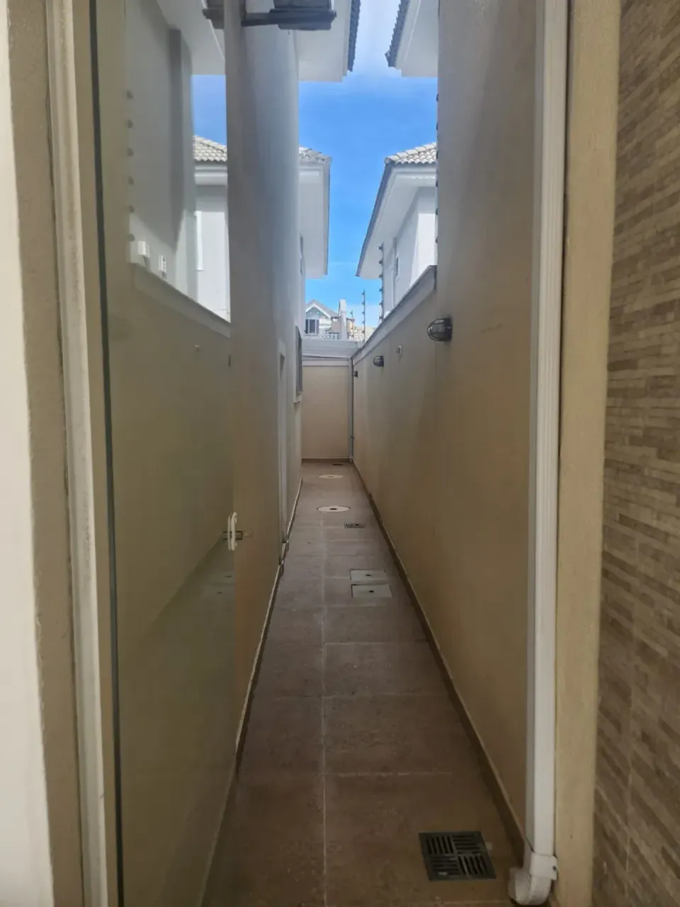 Casa mobiliada com 3 dormitórios e 2 banheiros — photo 9