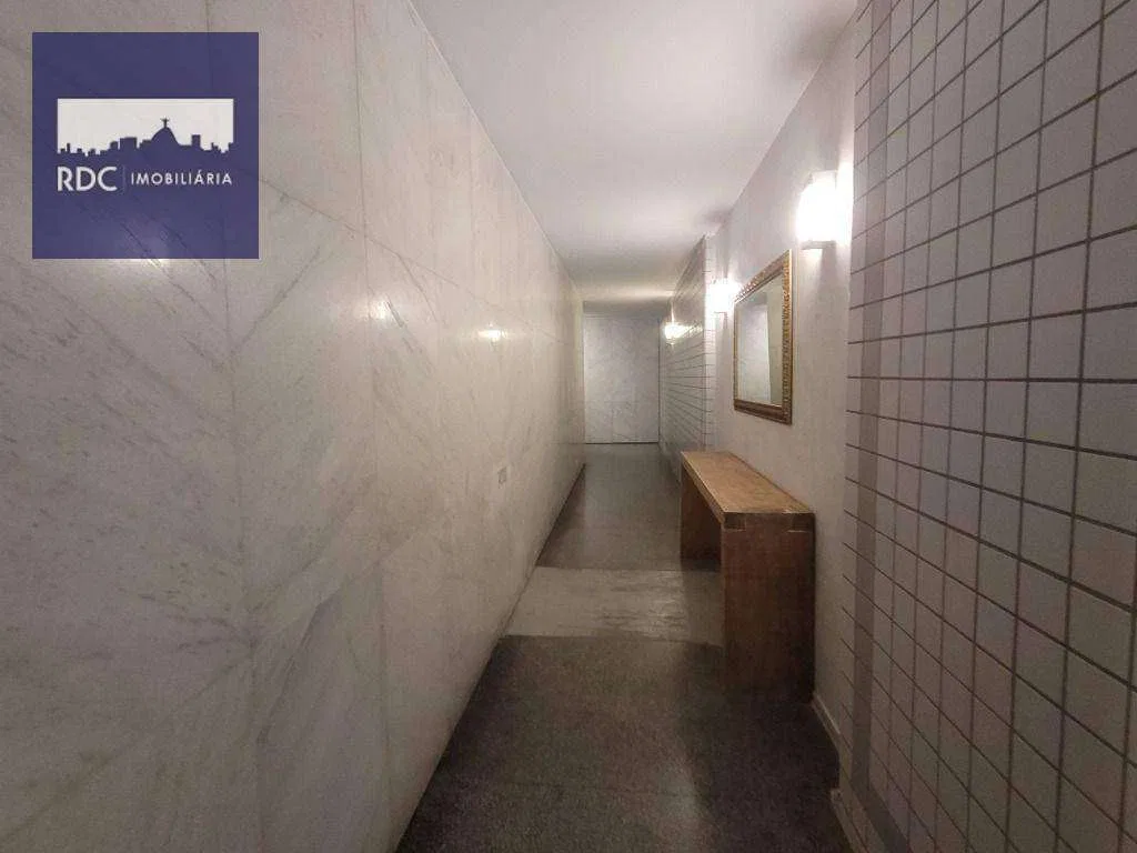 Apartamento com 2 dormitórios e 75 m², cozinha separada — photo 24
