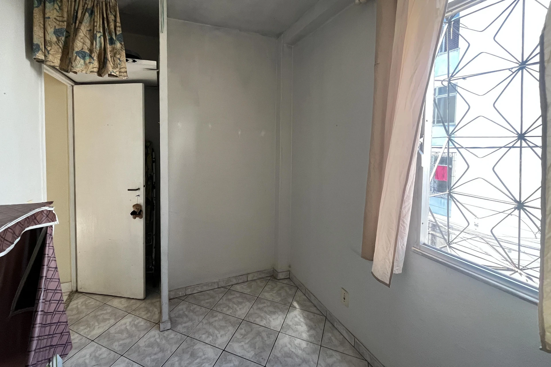 Apartamento amueblado de 2 dormitorios con 1 baño y 1 plaza — photo 2