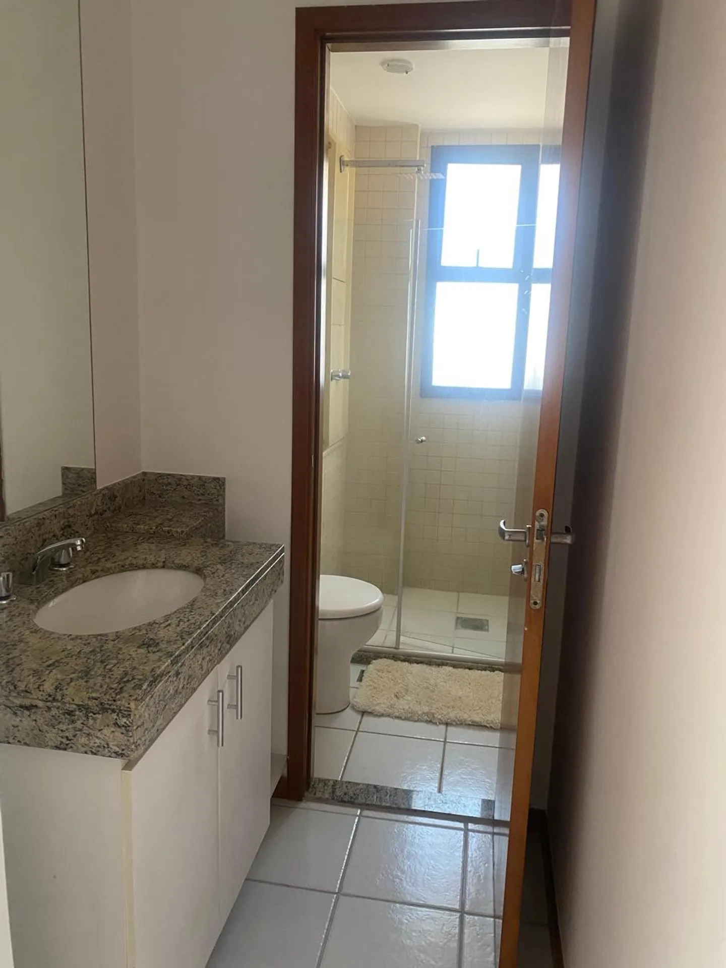 Furnished apartment with 3 bedrooms and 3 bathrooms — photo 71
