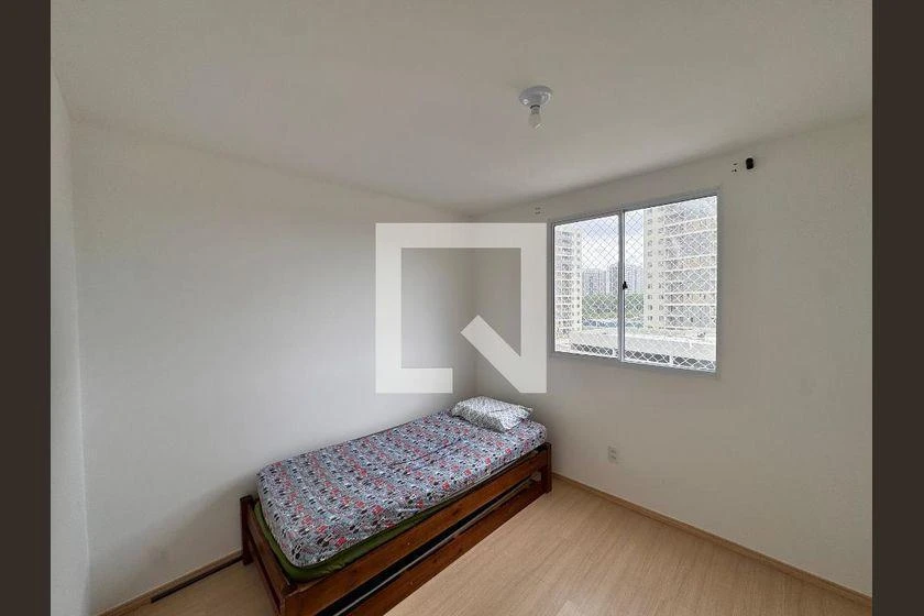 2-bedroom apartment in a building with a gym — photo 19
