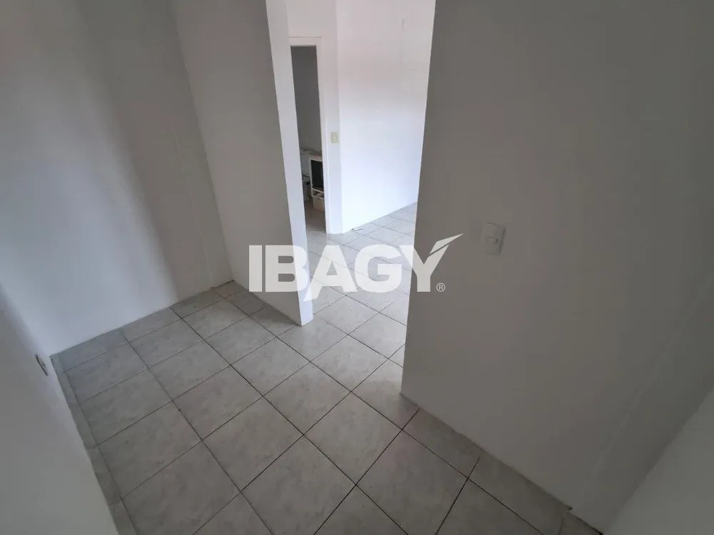 Casa de 4 dormitórios (1 suíte) com 182 m² e 2 vagas — photo 34
