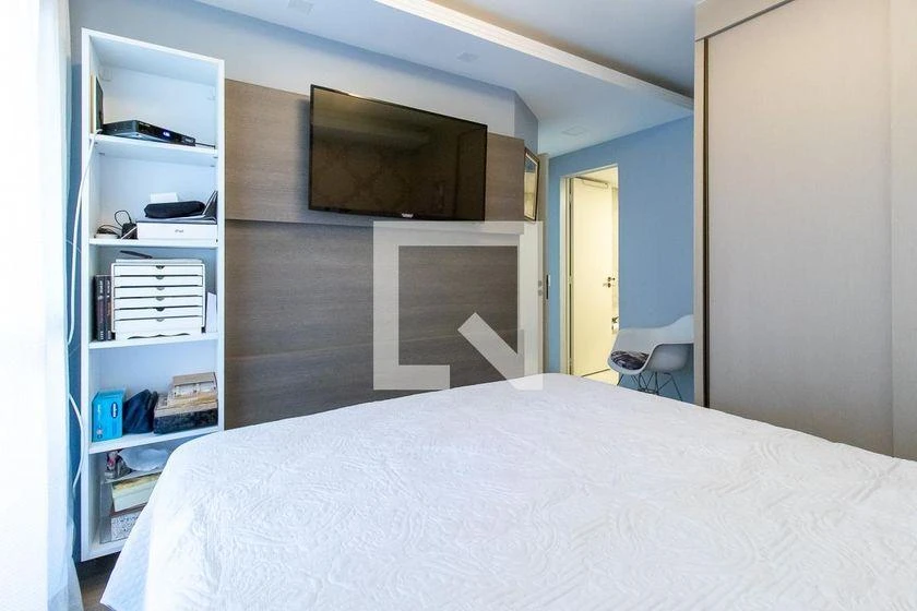Furnished 3-bedroom apartment with 146 m² — photo 11
