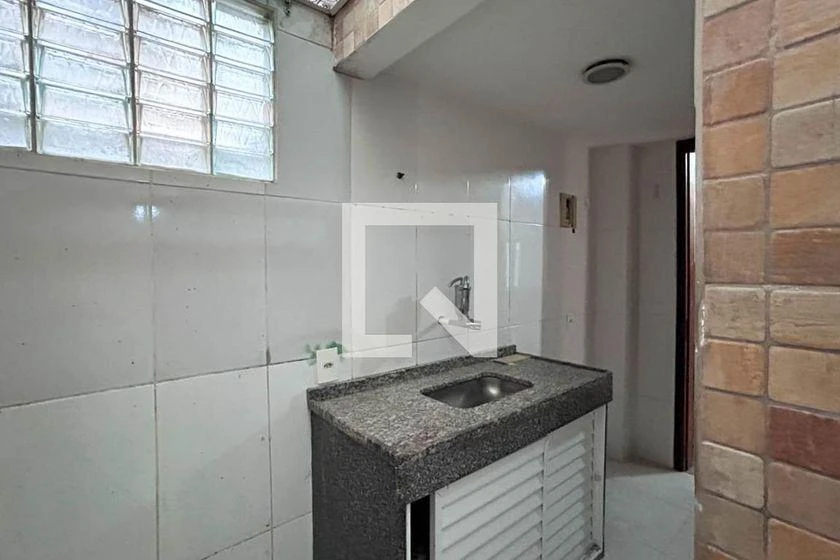 House, 50 m², with wood or laminate floors — photo 6