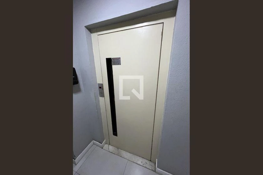 Furnished apartment, 131 m², with a glass-enclosed balcony — photo 42