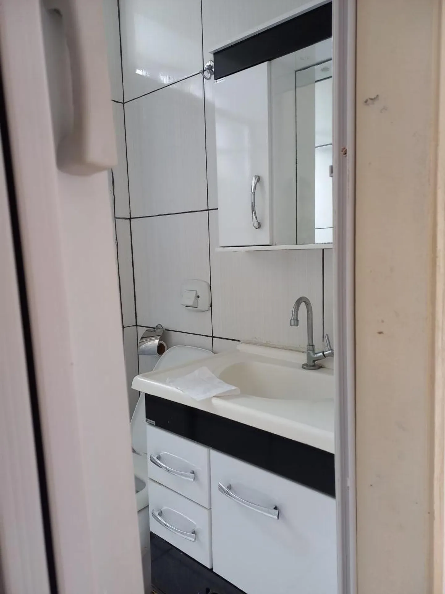 2-bedroom apartment with enclosed kitchen and 1 parking spot — photo 39