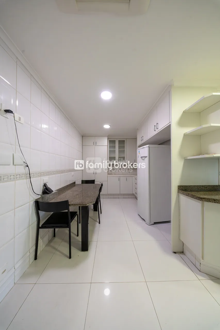 Мебльована дуплекс-квартира з 4 спальнями та 550 м² — photo 8
