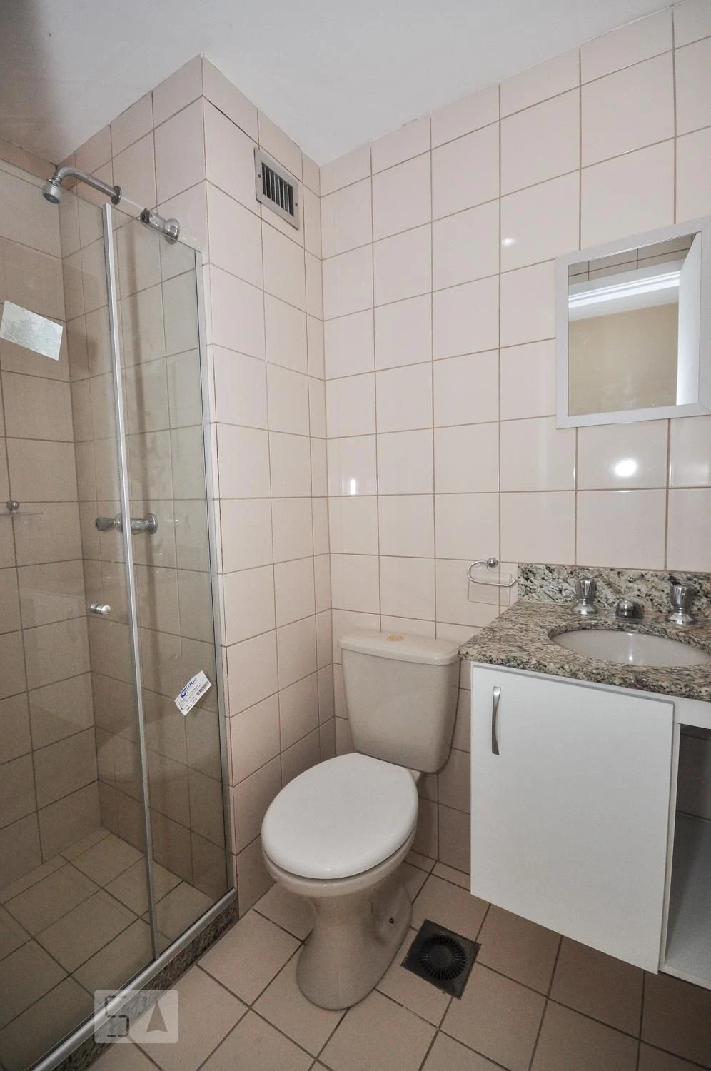 2-bedroom apartment with a mountain view in Rio de Janeiro — photo 45