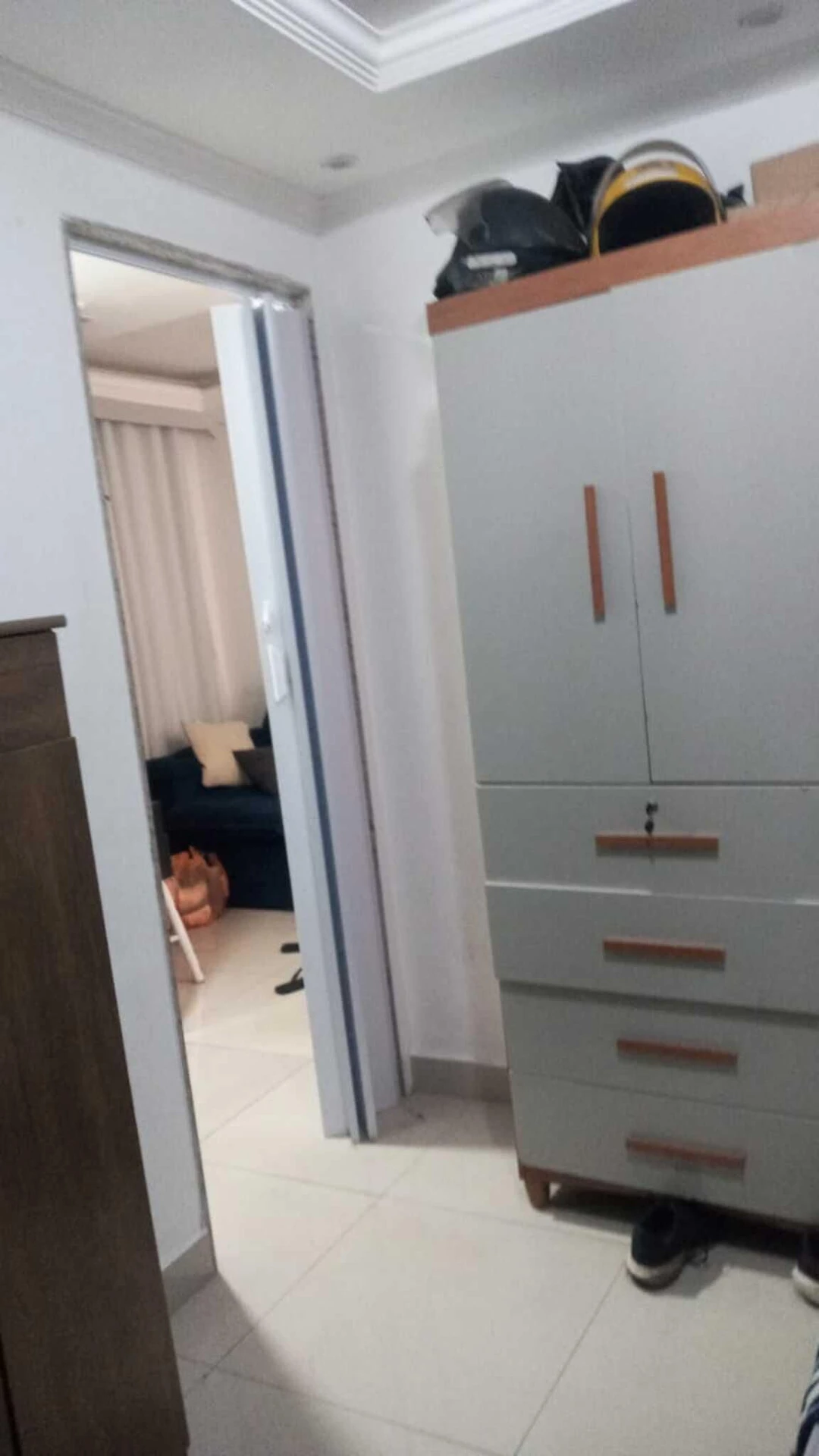 Apartamento amueblado de 2 dormitorios con ducha de vidrio — photo 40