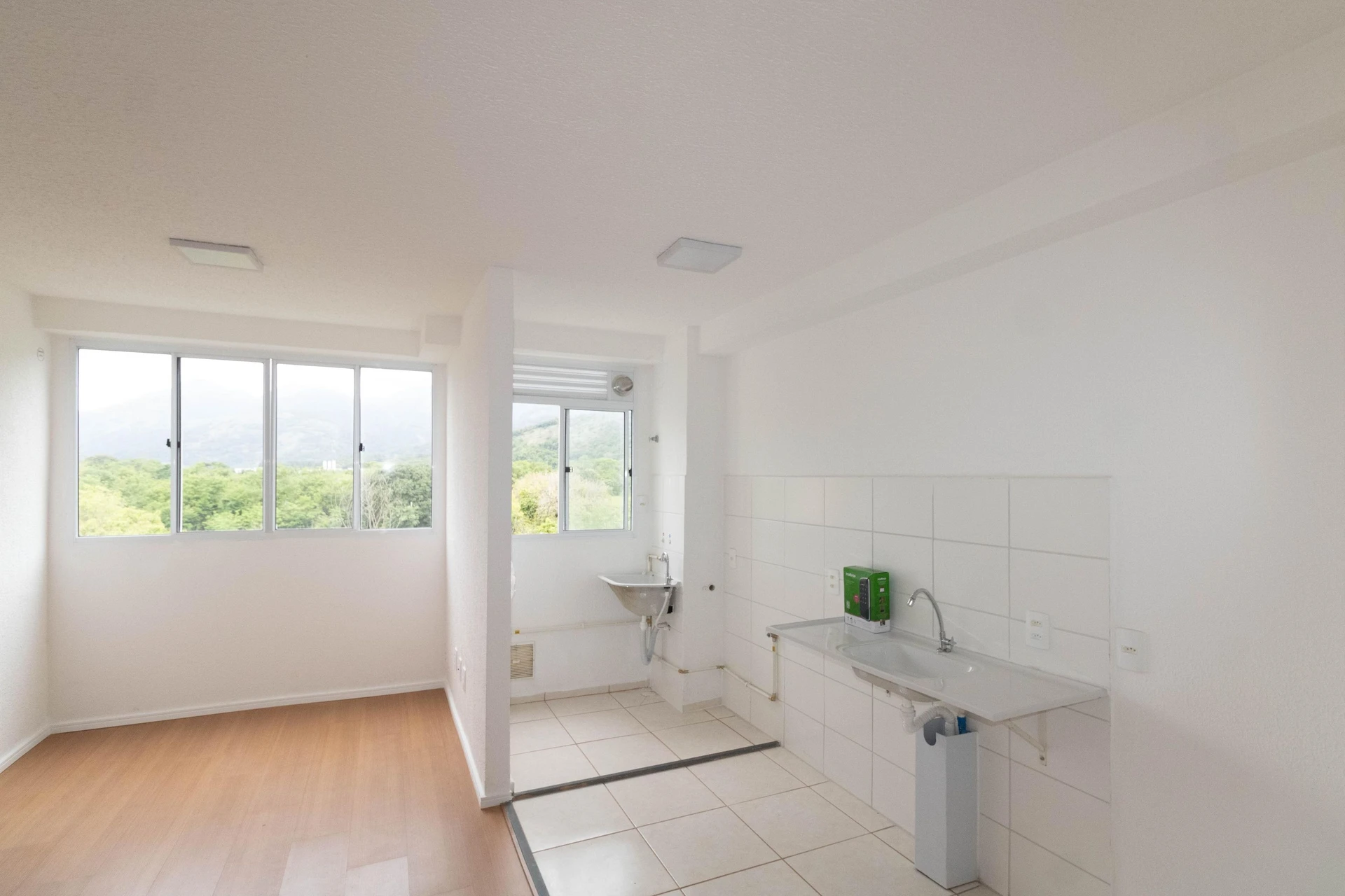 Apartment, 41 m², with a mountain view — photo 2