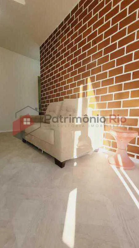 2-bedroom apartment in a building with a pool — photo 28