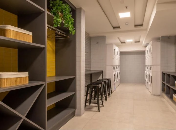 Apartamento de 1 quarto de 46 m² com cozinha integrada — photo 4