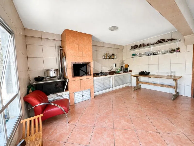 Furnished house, 350 m², with a water view — photo 26