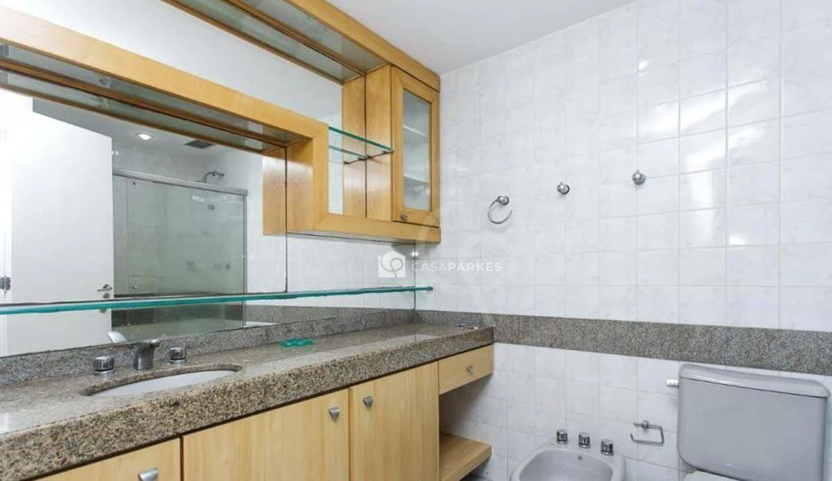 Квартира з 3 спальнями, 5 ванними кімнатами та 200 м² — photo 24
