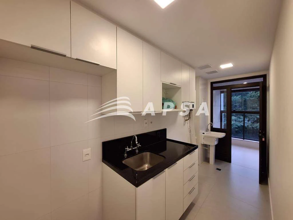 74 m² apartment with 2 en-suite bedrooms and 2 parking — photo 10
