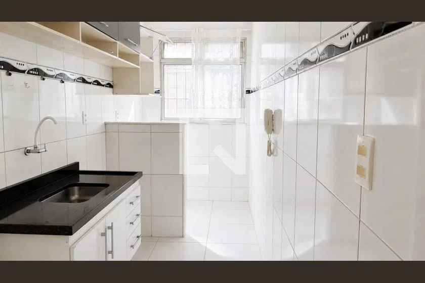 2-bedroom apartment with a closed kitchen and gas stove