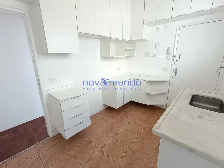 Mountain view in a 2-bedroom apartment, 87 m² — photo 11