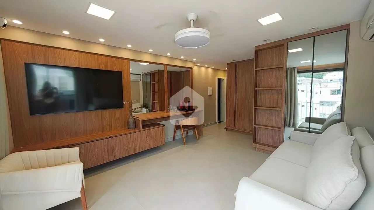 Furnished apartment, 195 m², with a grill on the balcony