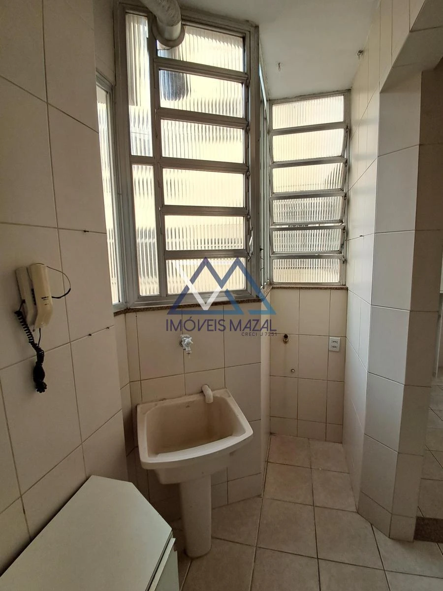 3-bedroom apartment with a walk-in closet in Rio de Janeiro — photo 11