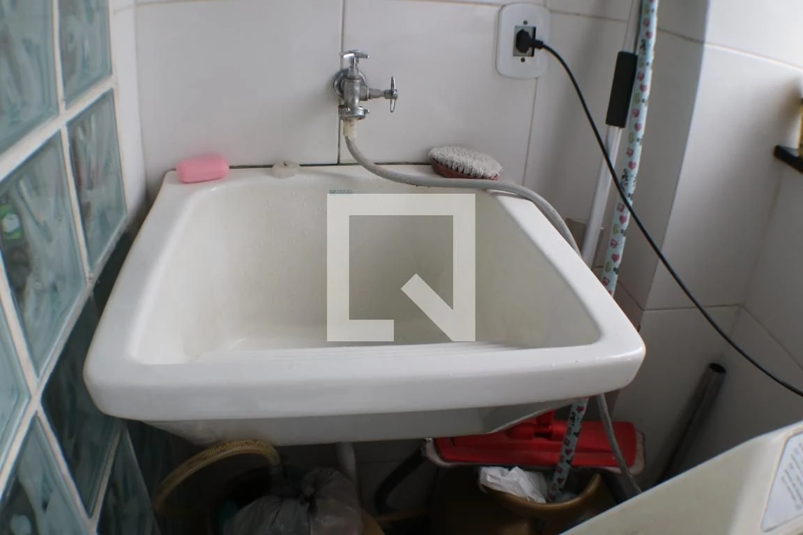 2-bedroom apartment with a washing machine — photo 26