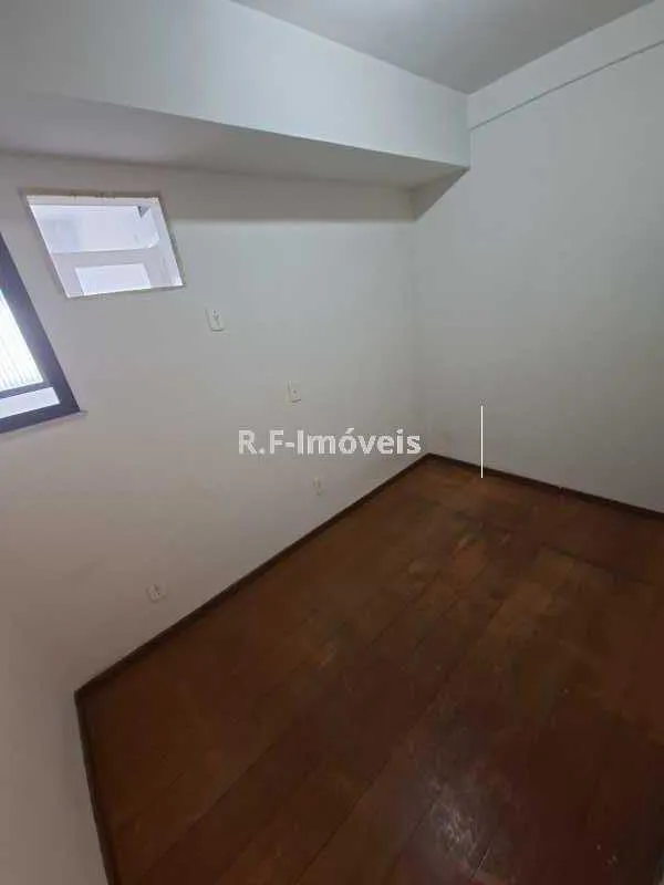 Apartamento com piso de madeira ou laminado, Vila Valqueire