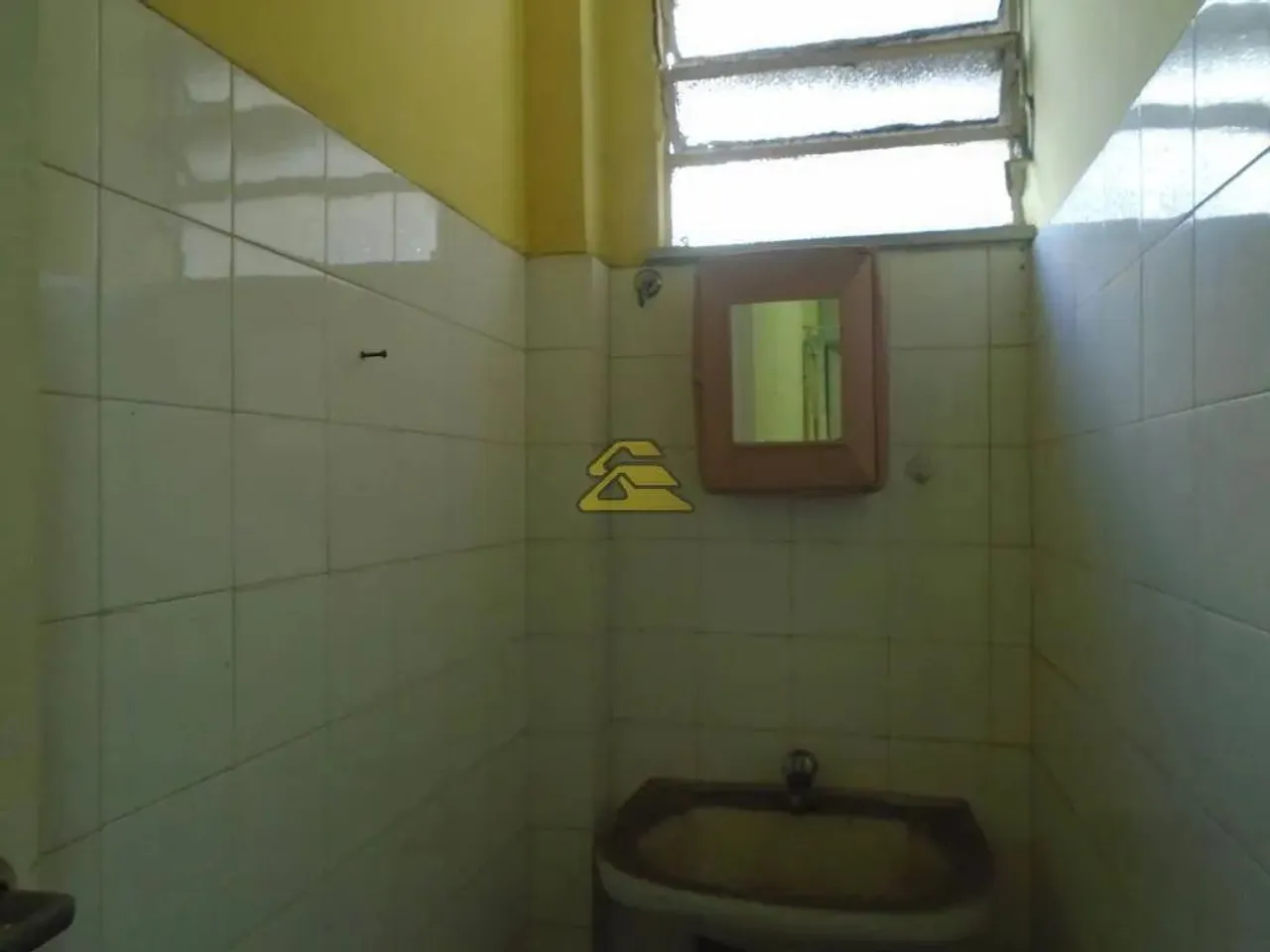 1-bedroom apartment with 1 bathroom and building elevator — photo 6