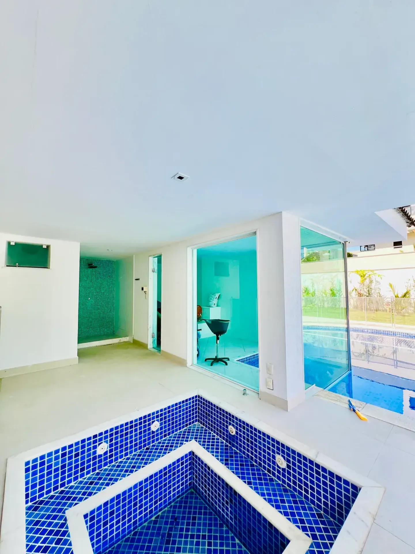 Casa mobiliada com 5 suítes e 640 m² — photo 12