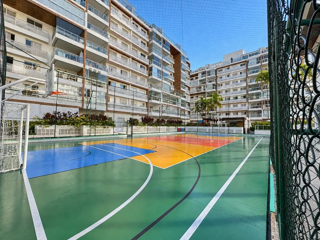 Furnished apartment, 150 m², with a grill on the balcony — photo 24