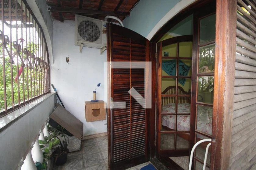 Sobrado em condomínio com 6 quartos e 450 m² — photo 37
