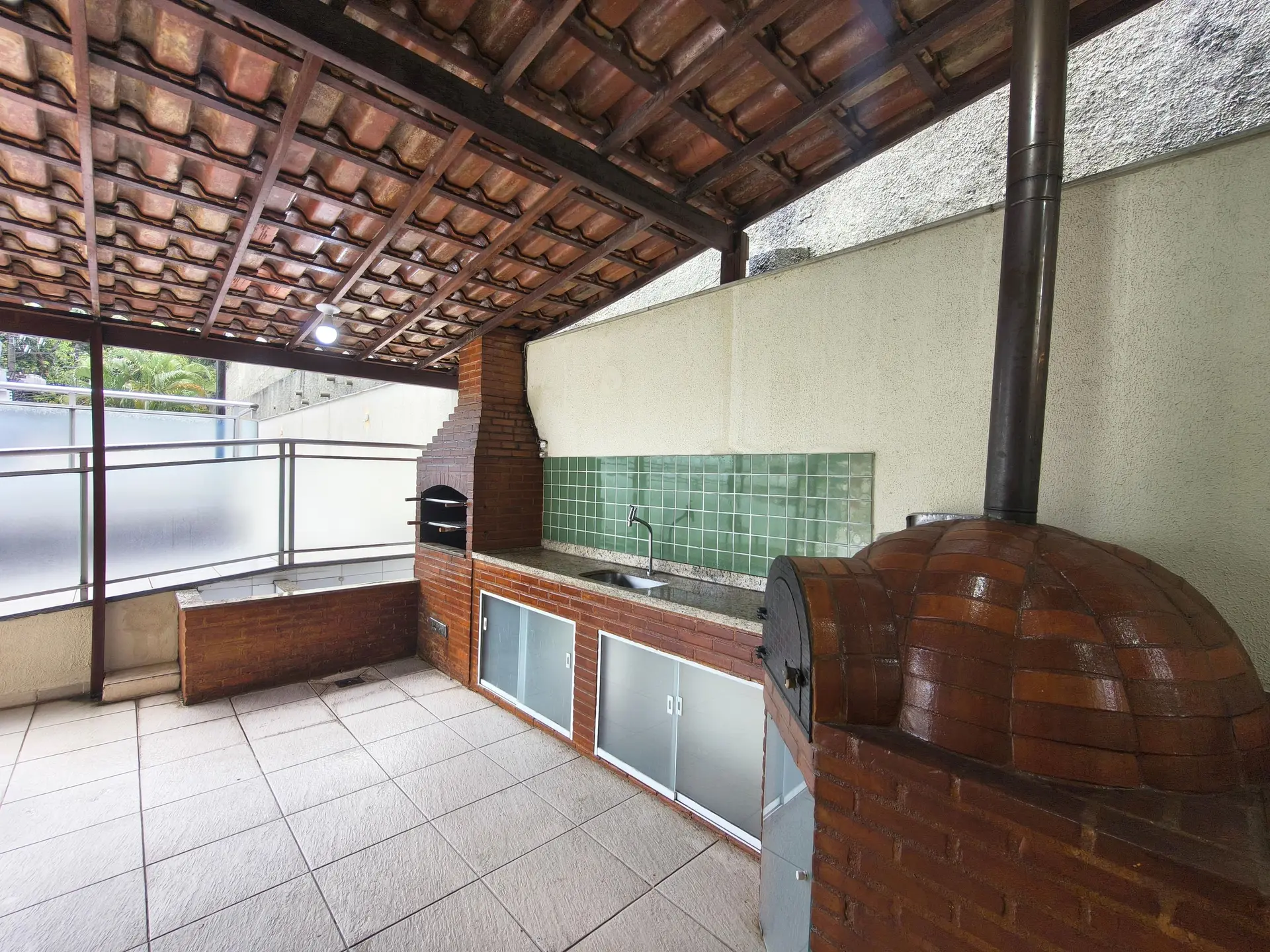 Apartamento com 3 quartos, varanda e 2 banheiros — photo 19