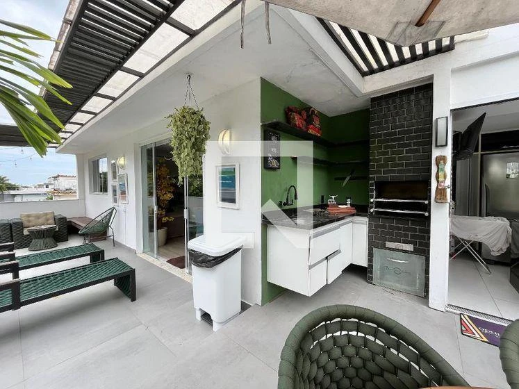Furnished apartment, 130 m², with floor-to-ceiling windows — photo 18