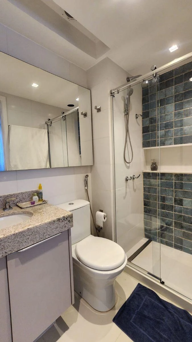 160 m² furnished apartment with 5 bedrooms and 3 parking — photo 8