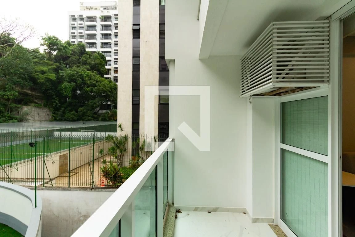 Furnished 1-bedroom apartment with a balcony — photo 15