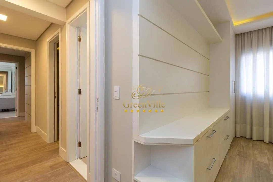 4-bedroom rental apartment with 297 m² and 3 parking spots — photo 45
