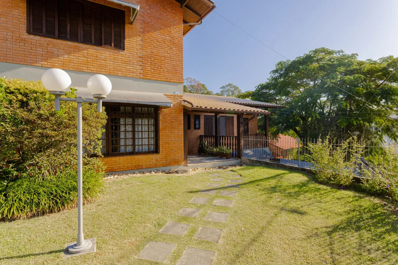 Estudio sin aparcamiento con lavadora y jardín privado — photo 7